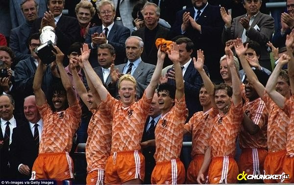 Đội tuyển Hà Lan chỉ mới có 1 lần vô địch Euro vào năm 1988