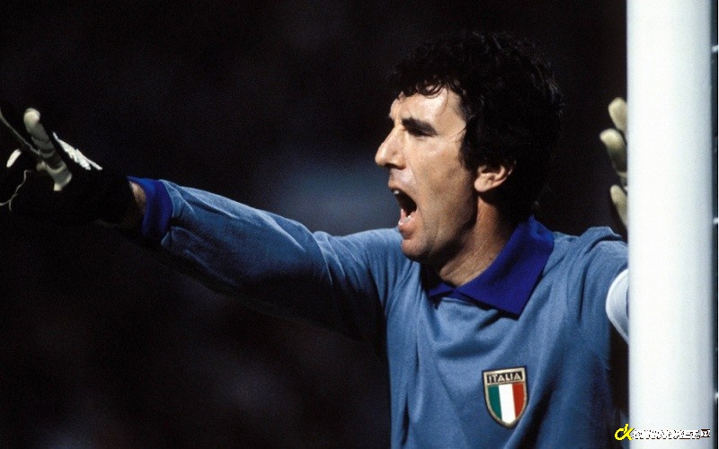  Thủ môn Dino Zoff - Top thủ môn hay nhất Serie A 