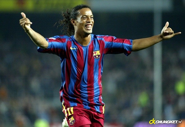 Nụ cười tươi của cầu thủ Ronaldinho