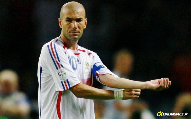 Tiểu sử cầu thủ Zinedine Zidane.