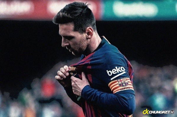 Lionel Messi rời Barca là cú sốc đối với bóng đá thế giới
