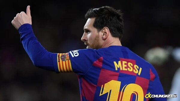 Số tiền lương mà Messi nhận được khi ở Barca là khoảng 555 triệu euro