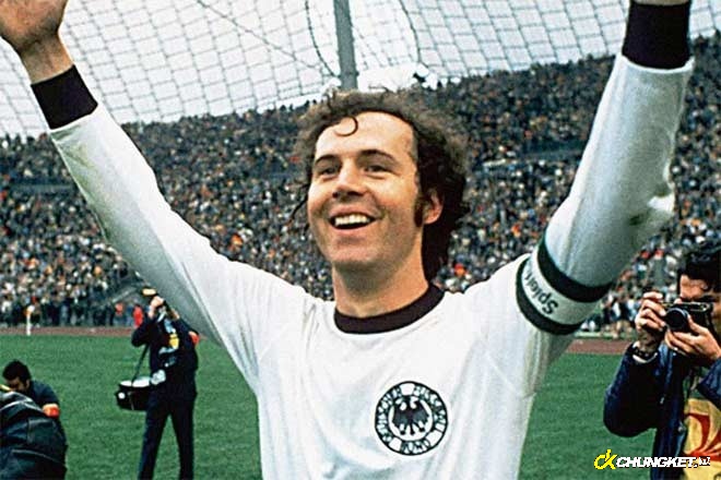 Cầu thủ giỏi nhất thế giới: hạng 8 Beckenbauer