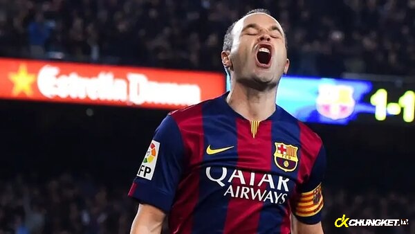 Iniesta có 15 năm thi đấu trong màu áo của Barca