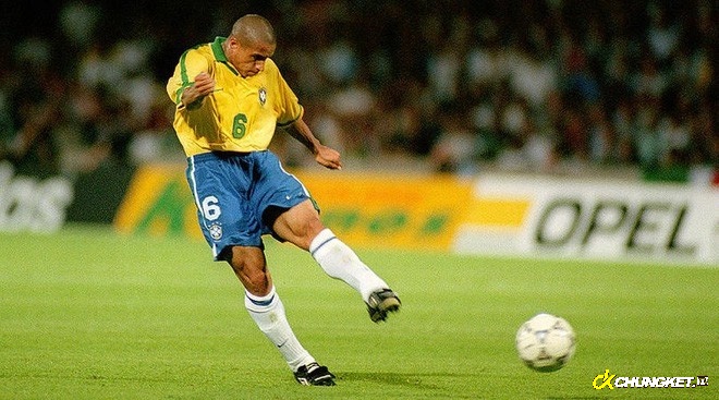 Roberto Carlos đã có nhiều đóng góp cho bóng đá Brazill