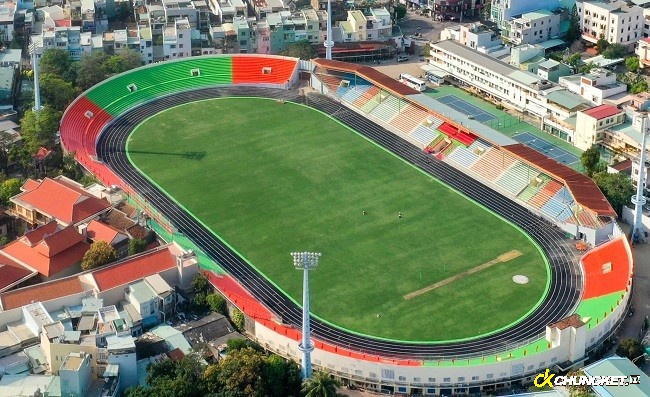 Sân vận động Quy Nhơn 