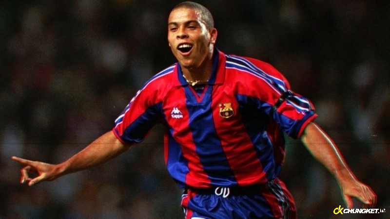 Ronaldo Luís Nazário de Lima khoác áo Barce